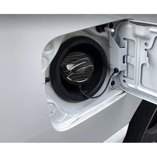 Dry Carbon Fiber Fuel Filler Cap Cover for Chevrolet Camaro