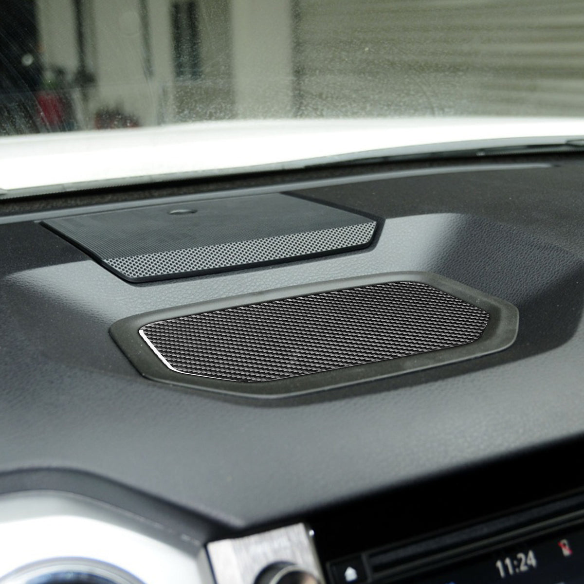 Prepreg Dry Carbon 3*3 3K Carbon Fiber Interior Dashboard Non-slip Groove Mat Trim for Toyota Tundra XK50 Facelift (2014-2021)