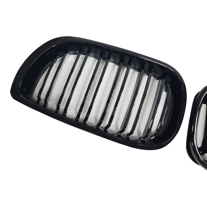 4-Door Double-Slat Front Grille for BMW 3 Series E46 (2002 - 2005), Glossy Black