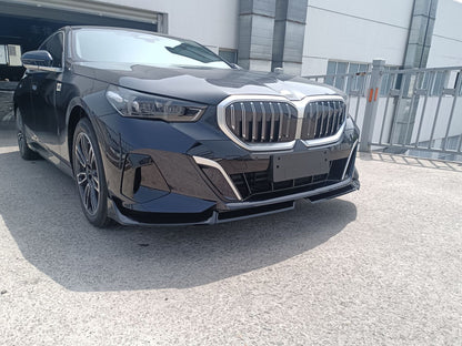 4-Section MP-Style Front Lip Spoiler for BMW 5 Series G60 (2023 - 2026)